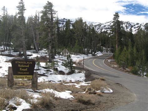 Sonora Pass Trailhead In The Snow Sonora Pass Trailhead Si Flickr