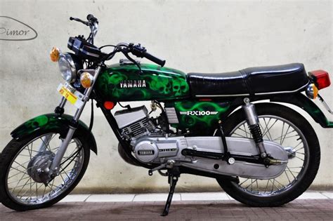 Yamaha Yamaha RX 100 - Moto.ZombDrive.COM