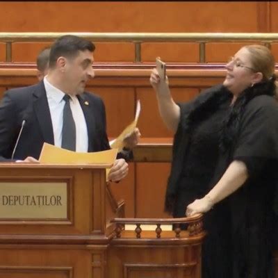 Video George Simion Compar Violen Ele Sale Din Parlament Cu Gestul