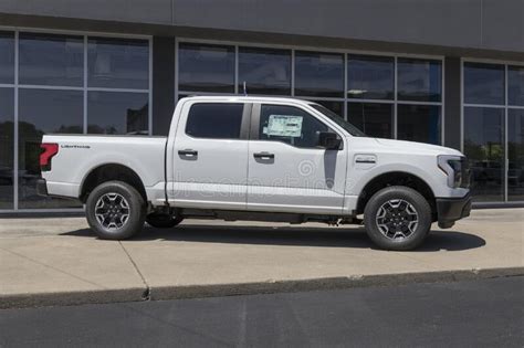 Ford F 150 Lightning Display Ford Offers The F150 Lightning All