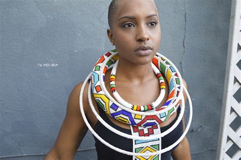 Ndebele South African Beadwork — Ta Meu Bem