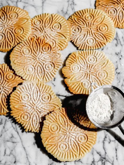 Italian Pizzelle Cookie Recipe Savoring Italy