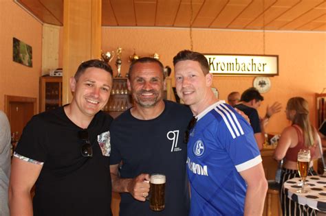 Ein blau weißes Fußballfest SV Adler 09 Niederfischbach