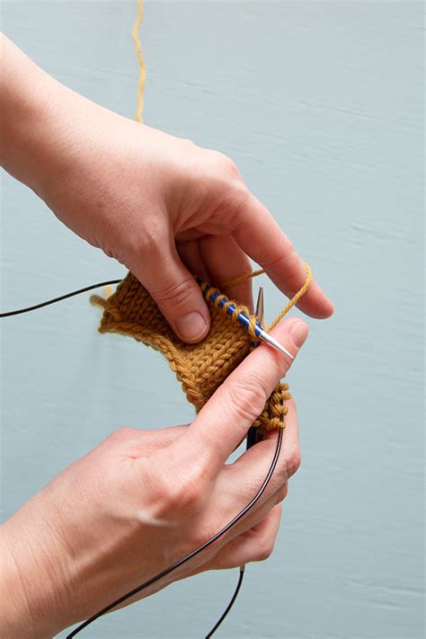 Magic Loop For Knitting In The Round With A Long Circular Needle With