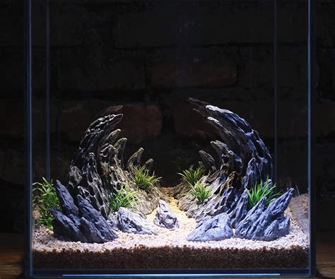 23 Unfathomably Awesome Fish Tank Decorations That The Residents In Your Aquarium Will Love