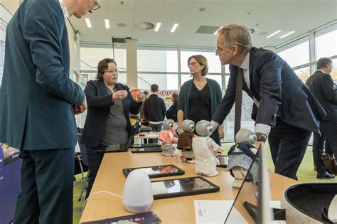 Minister Dijkgraaf Op Bezoek Bij Het Practoraat Practoraat Samen