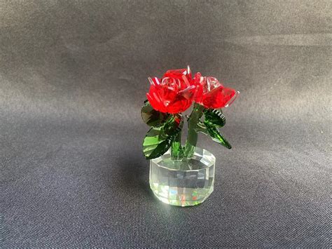 China Handmade Crystal Red Roses Bouquet Flower Figurine Ornament Gifts Manufacturers and ...