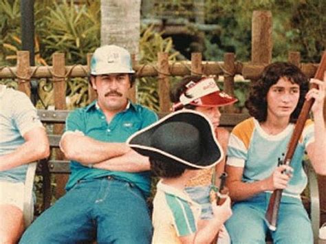 Pablo Escobar during his family visit in Disney world 1981 [1000 x 750]