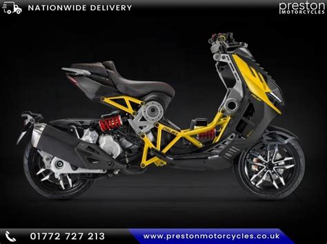 Italjet Dragster Cc Naked Sports Automatic Scooter Special Offer