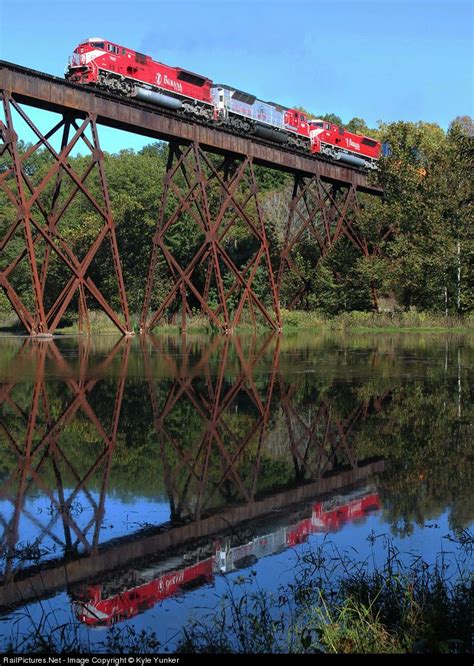 Railpictures Net Photo Inrd Indiana Rail Road Emd Sd Mac At Lake