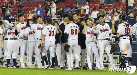 4연승 두산 선두 Sk에 1경기차 추격삼성도 7위 정조준종합 네이트 스포츠