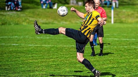 SV Nöggenschwiel tritt nach Niederlage gegen FC Bergalingen auf der