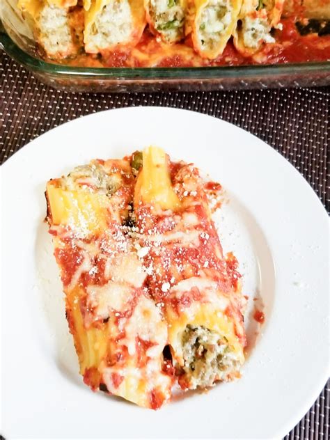 Beef And Cheese Stuffed Manicotti Stefs Eats And Sweets