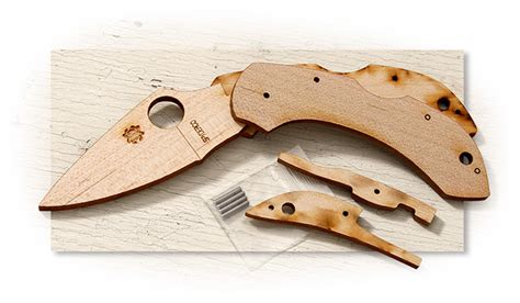 Spyderco Dragonfly Wooden Knife Kit | AGRussell.com