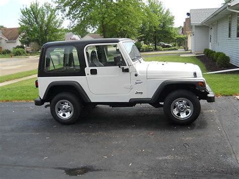 Purchase Used 1997 Jeep Wrangler Sport Sport Utility 2 Door 40l In