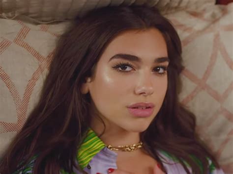 Dua Lipa English Singer From Kosovo Biography Wiki