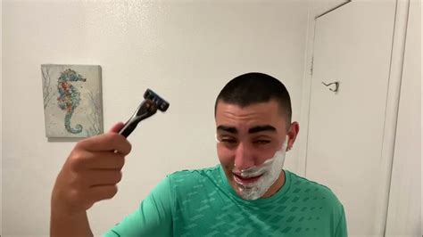 How To Shave Your Face The Right Way Youtube