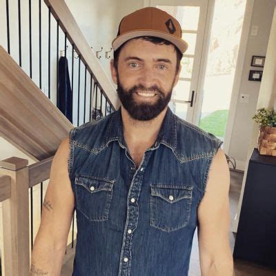 Dean Brody Bio Net Worth Height Weight Relationship Ethnicity