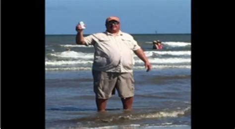 Texas Man Contracts Flesh Eating Bacteria At Port Aransas Beach