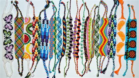 Best Friendship Bracelet Patterns in 2022 I Lifestyle