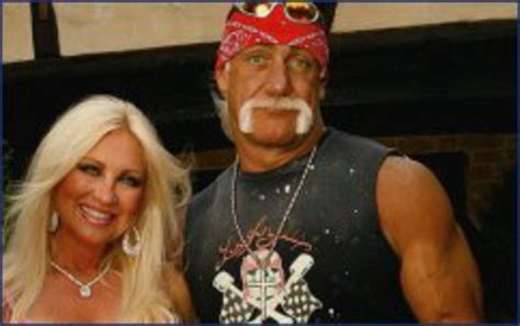 Linda Hogan asks for half in divorce filing, Hulk asks for privacy ...