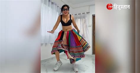 Ghagra Sofia Ansari Did A Spectacular Dance Dholna Song People Crazy