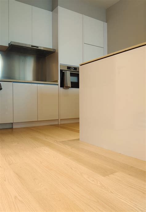 American Red Oak - Vinyl Timber Flooring Supplier Malaysia, Pvc
