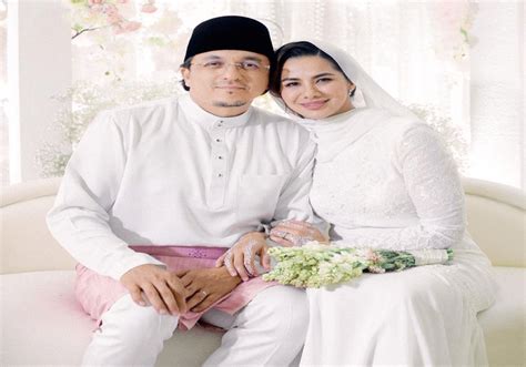 Noor Nabila Dan Engku Emran Sah Bercerai Talak Satu