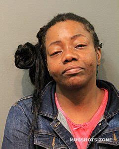 TAMEEKA L LEE 04 23 2024 Chicago Mugshots Zone