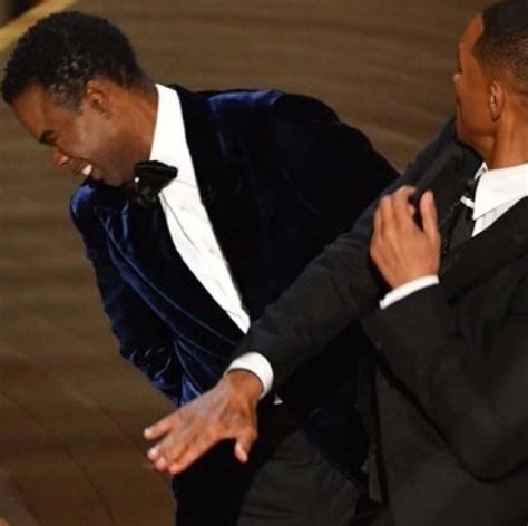 Will Smith Picchia Chris Rock Sul Palco Degli Oscar