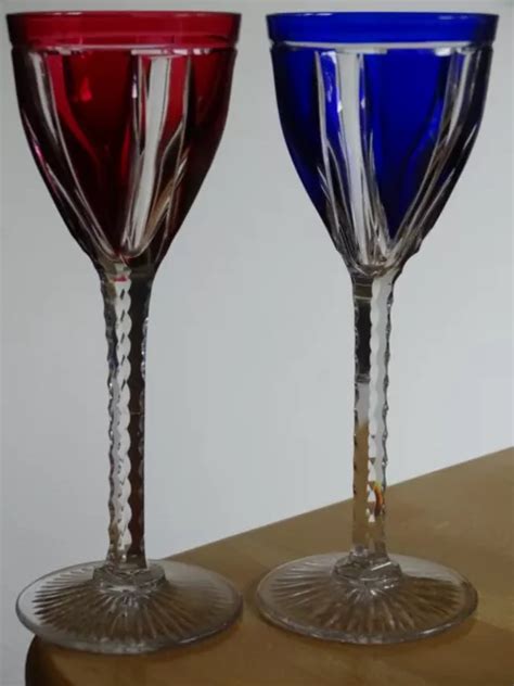 ST LOUIS 2 ANCIENS VERRES A APERITIF CRISTAL MODELE BLEU ROUGE Ht 16 4