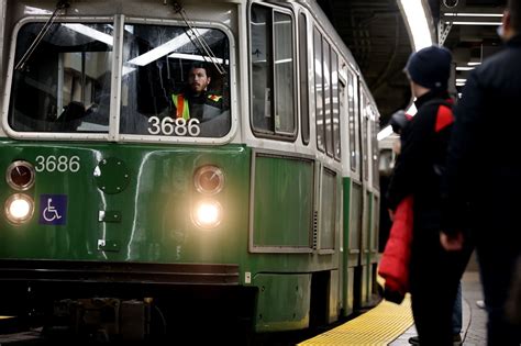 No one hurt after Boston Green Line train derails with around 30 on ...