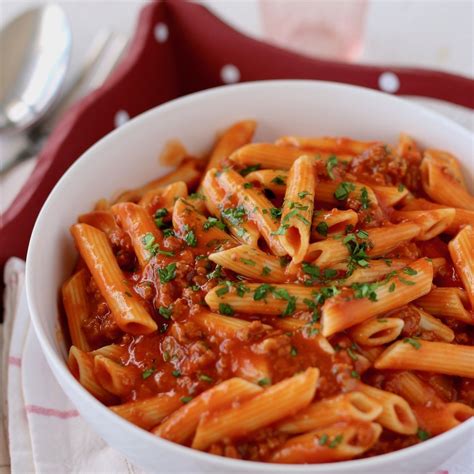 Maccarones a la Boloñesa La Cocotte Comidas Preparadas y Catering