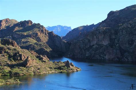 Saguaro Lake Kayaking | The Arizona Bucket List