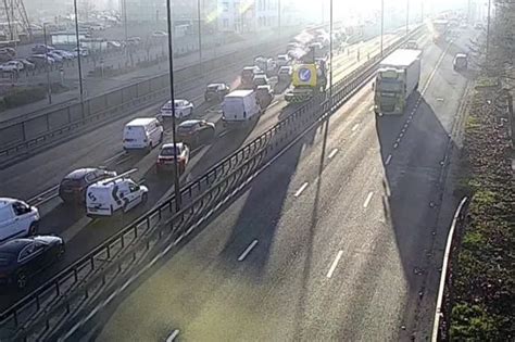 A406 North Circular traffic: Road closed after serious crash involving ...