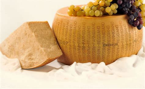 Istoria fascinantă a brânzei Parmigiano Reggiano O călătorie de