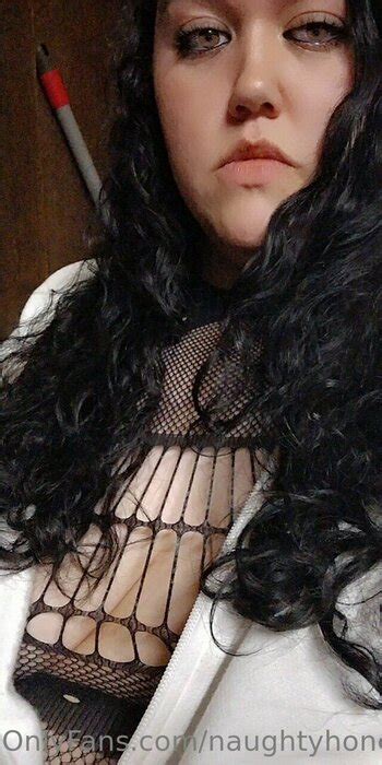 Naughtyhoneypot Nude Leaks TheFappening