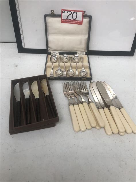 Six Teaspoons Set Of Pate Knives And Set Of Six Epns Fish Knives And