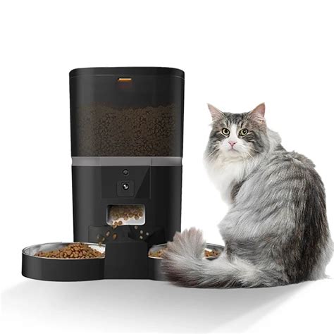 automatic  pet feeder fourleggedspecialty