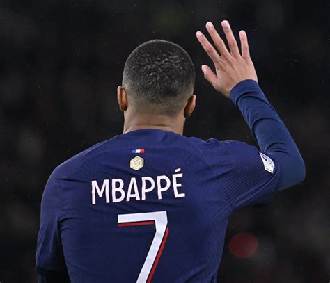 Tinggalkan Psg Mbappe Gabung Real Madrid Mulai Juli Dengan Gaji