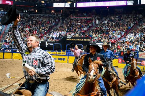 Begay And Todd Summers And Long Smith And Bray Win Nfr Round 7