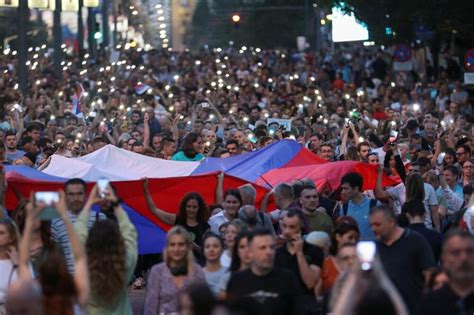 Mogu li protesti Srbija protiv nasilja da prežive ljeto Ko će biti