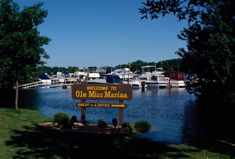 Ole Miss Marina Red Wing Mn