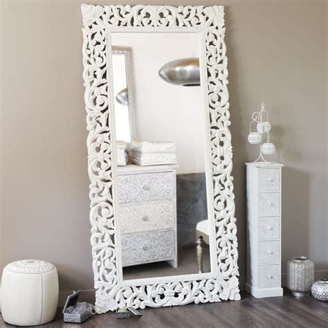 Miroir en manguier sculpté 90x180 Maisons du Monde