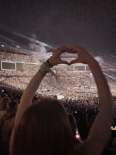 Eras Tour Heart Concert Photography Taylor Swift Pictures Dream Concert