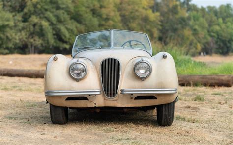 Jaguar XK120 SE Roadster Front Barn Finds