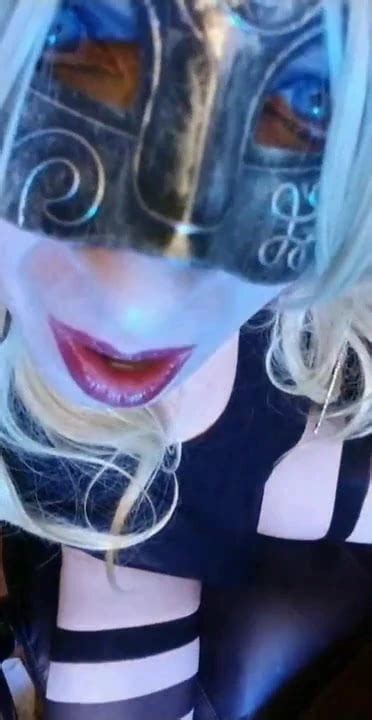 Crazy Cougar CD Teaser Gay Crossdresser Crossdresser Porn XHamster