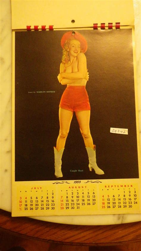 1955 DELICIOUS Marilyn Monroe NUDE GOLDEN DREAMS Calendar WITH RED