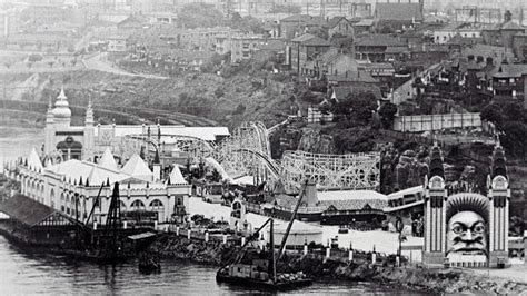 Today In History October 4 Luna Park Opens Next To Sydney Harbour