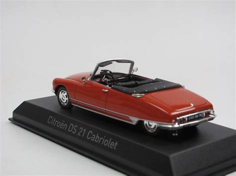 Norev 1965 Citroen DS 19 Cabriolet Coral Red 1 43 Modellauto